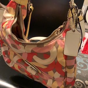 Purse (gently used)